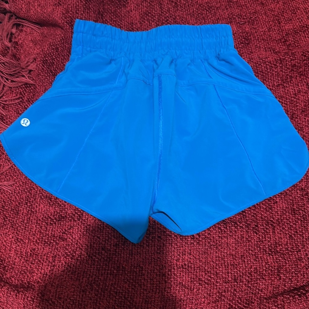 LULULEMON Short - Picture 2 of 6